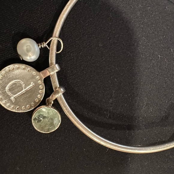 D bracelet - Picture 5 of 5